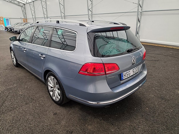 Volkswagen Passat 6 of 28