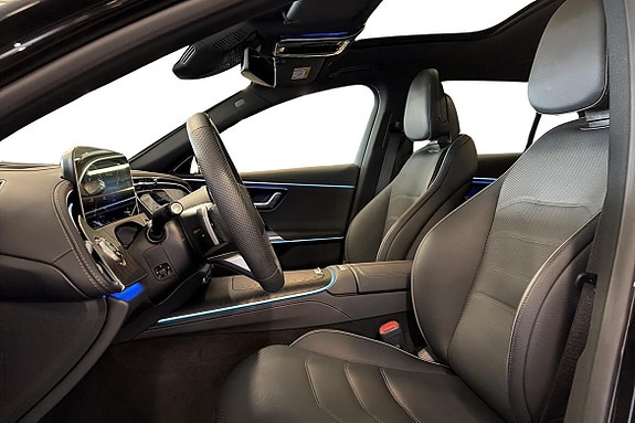 Mercedes-Benz E300 9 of 27