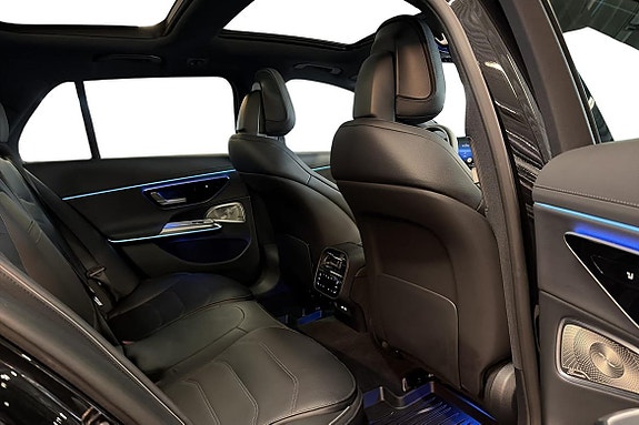 Mercedes-Benz E300 24 of 27