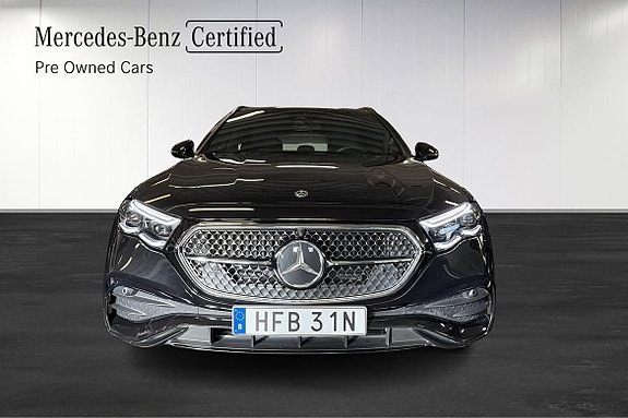 Mercedes-Benz E300 2 of 27