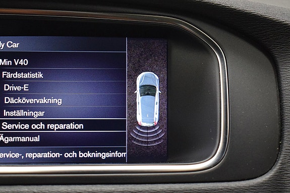 Volvo V40 13 of 22