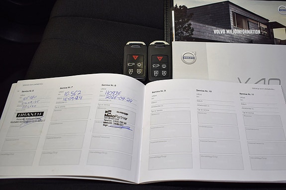 Volvo V40 16 of 22