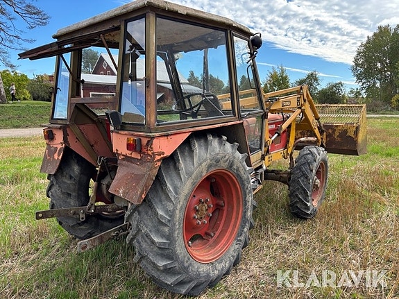 Traktor Zetor 6748 med lastare 5 of 6