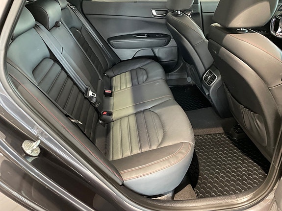Kia Optima 24 of 30