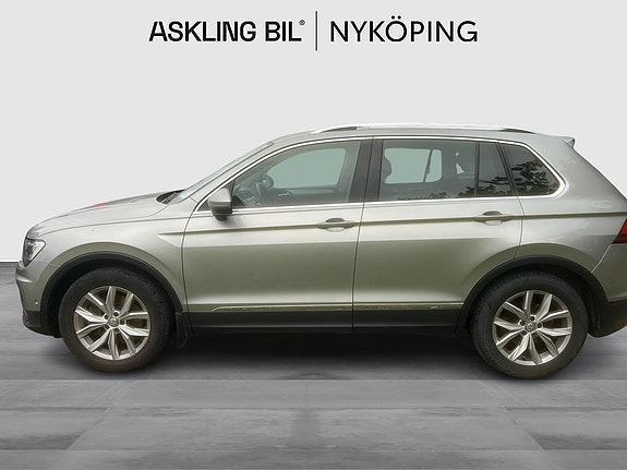 Volkswagen Tiguan 6 of 10