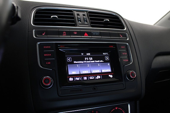 Volkswagen Polo 13 of 15