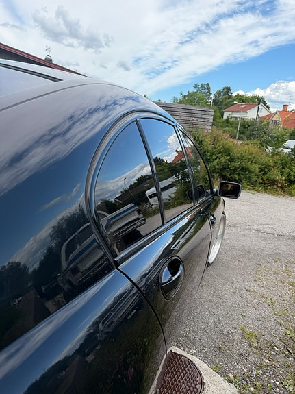 BMW 745i 2 of 7