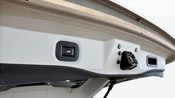 Nissan X-Trail 13 of 13