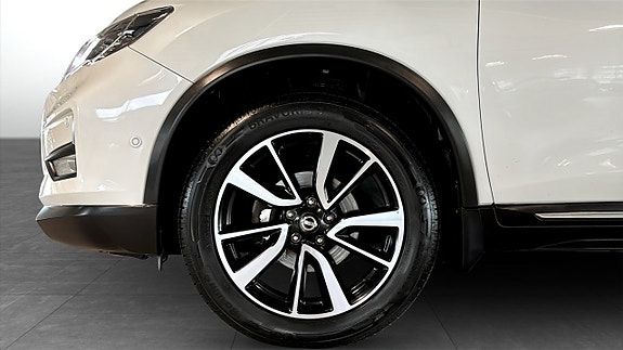 Nissan X-Trail 9 of 13