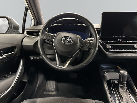 Toyota Corolla 9 of 15