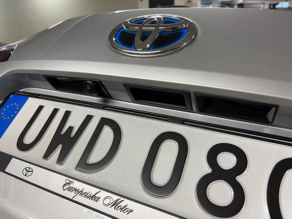 Toyota Corolla 15 of 15
