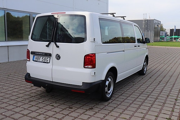 Volkswagen Caravelle 4 of 11