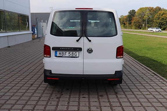 Volkswagen Caravelle 5 of 11