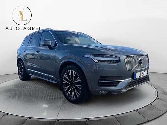 Volvo XC90 8 of 23