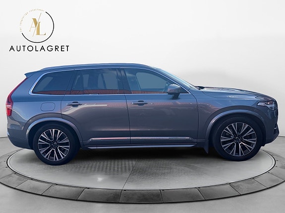 Volvo XC90 7 of 23