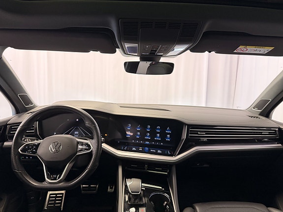 Volkswagen Touareg 14 of 19