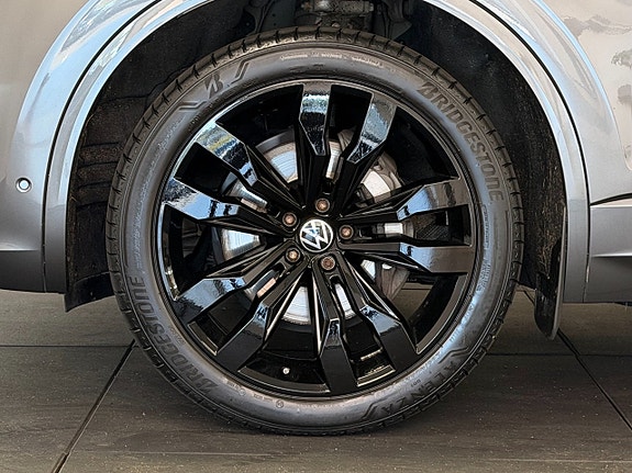 Volkswagen Touareg 9 of 19