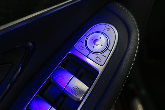 Mercedes-Benz GLC300 de 15 of 15