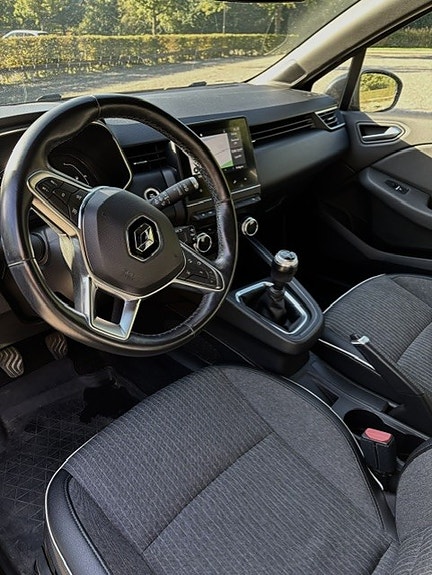 Renault Clio 5 of 7