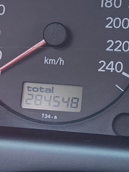 Toyota Avensis 7 of 7