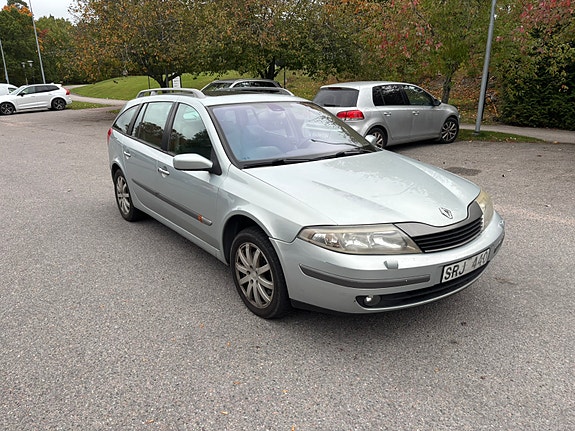 Renault Laguna 3 of 8