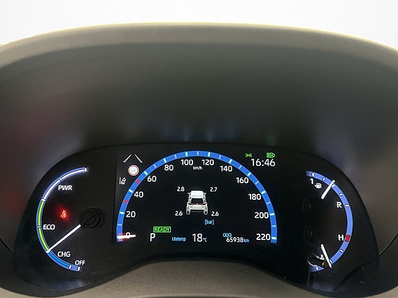 Toyota Yaris Cross 17 of 30
