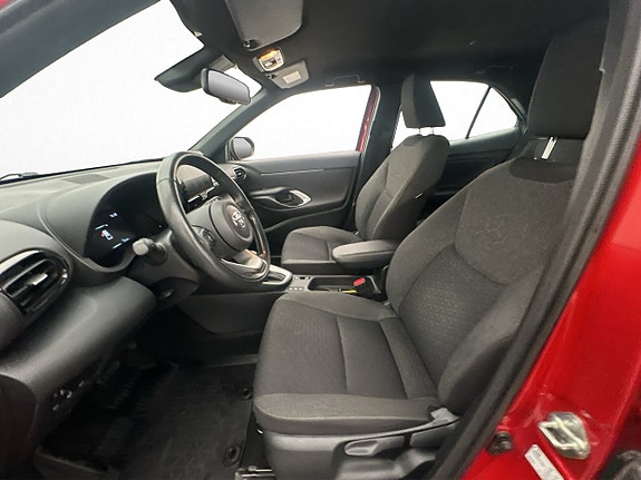 Toyota Yaris Cross 11 of 30