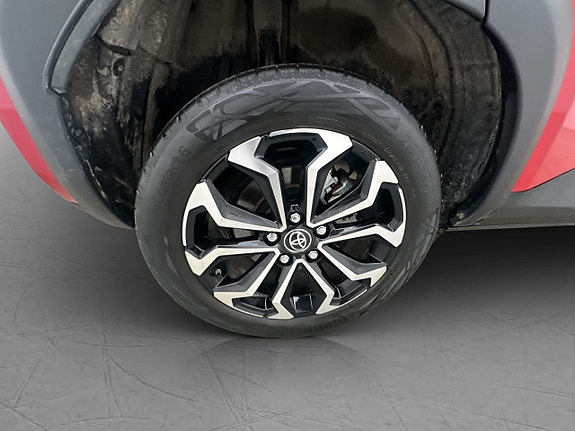 Toyota Yaris Cross 29 of 30