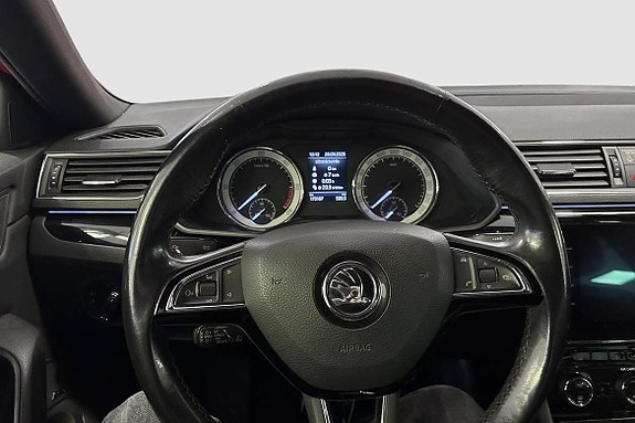 Skoda Superb 10 of 11
