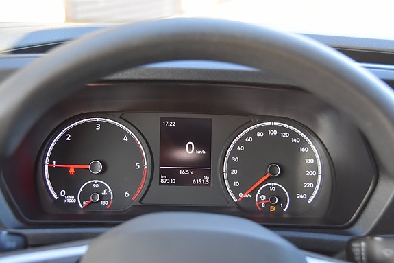 Volkswagen Caddy 12 of 14
