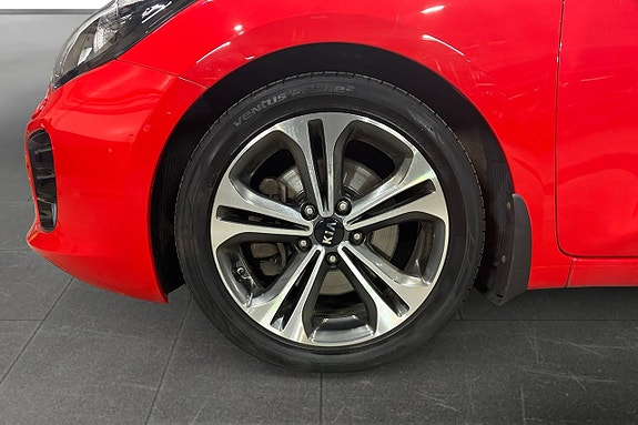 Kia Ceed 15 of 17