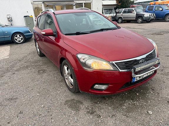 Kia Ceed 3 of 7