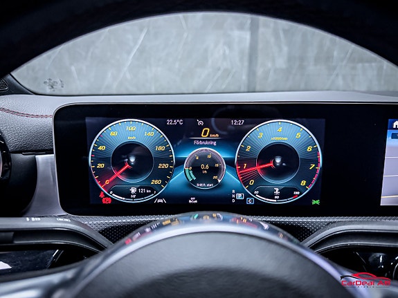 Mercedes-Benz CLA200 19 of 28