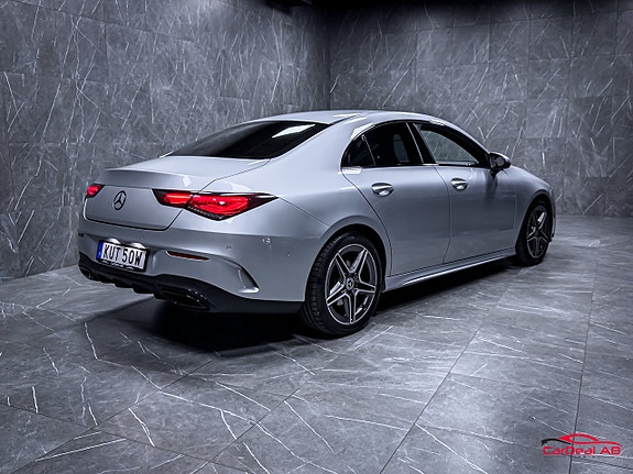 Mercedes-Benz CLA200 7 of 28