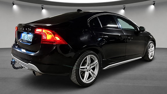 Volvo S60 3 of 8