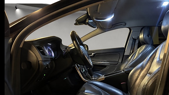 Volvo S60 5 of 8