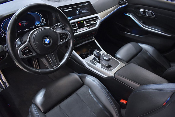 BMW 330e 8 of 23