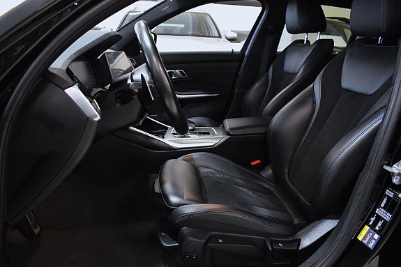 BMW 330e 9 of 23