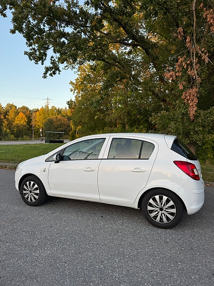 Opel Corsa 8 of 15