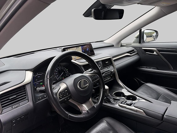 Lexus RX450h 12 of 24