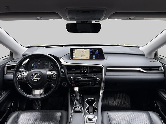 Lexus RX450h 10 of 24