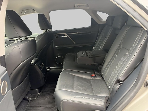 Lexus RX450h 9 of 24