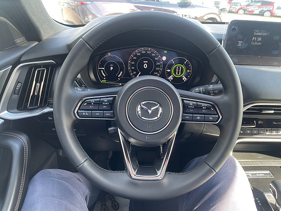 Mazda CX-80 13 of 19