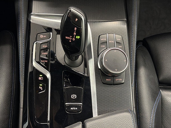 BMW 530e 21 of 30