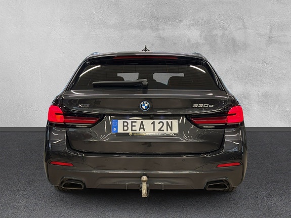 BMW 530e 4 of 30