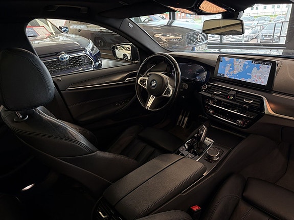 BMW 530e 19 of 30