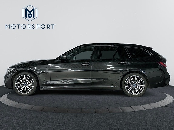 BMW 330e 4 of 24