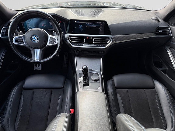 BMW 330e 12 of 24