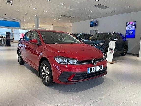 Volkswagen Polo 8 of 17