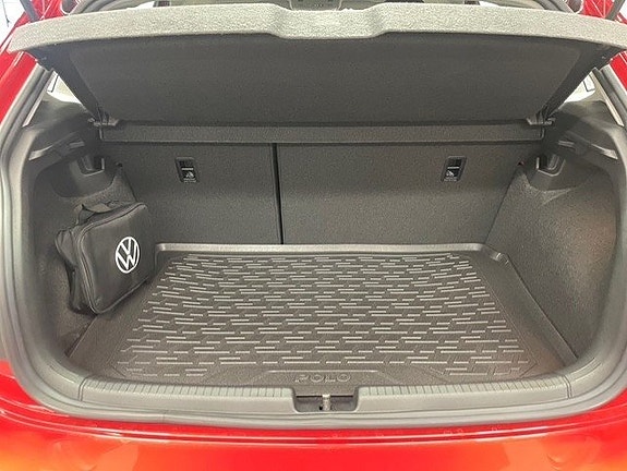 Volkswagen Polo 17 of 17